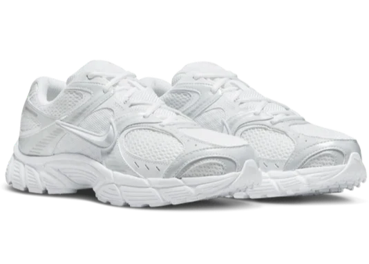 Nike V5 RNR "White/White/Black/Metallic Silver"