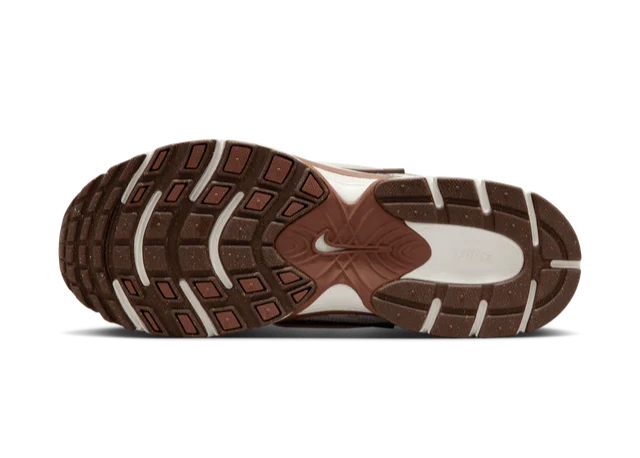 Nike V5 RNR "Sail/Fauna Brown/Phantom/Light Orewood Brown"