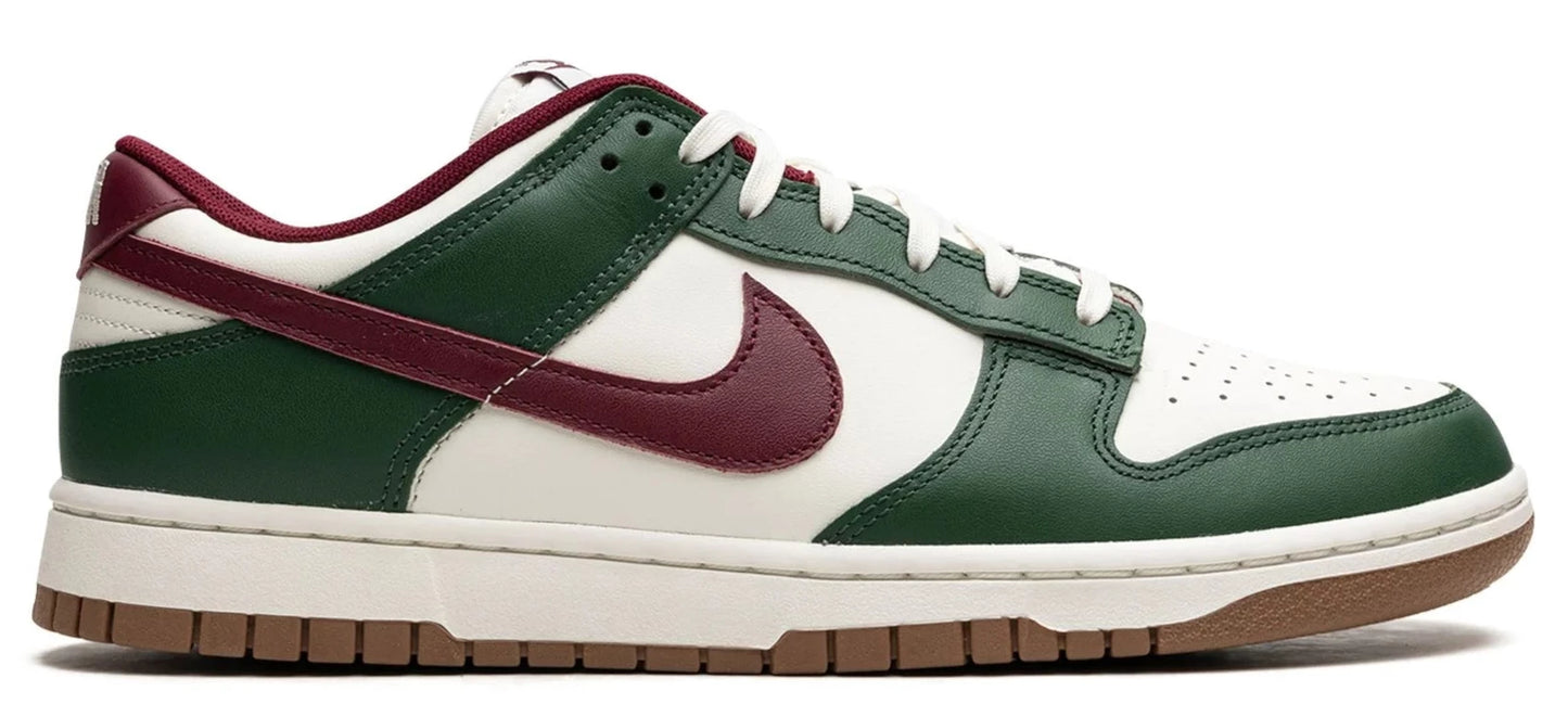 Dunk Low Retro "Gorge Green / Team Red"