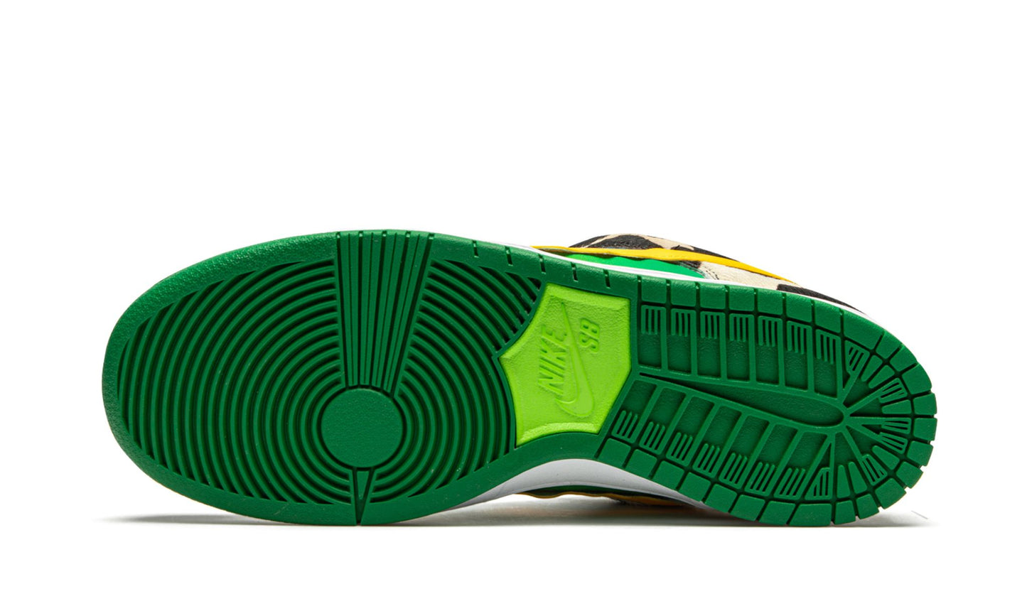 SB DUNK LOW "Ben & Jerry's - Chunky Dunky"