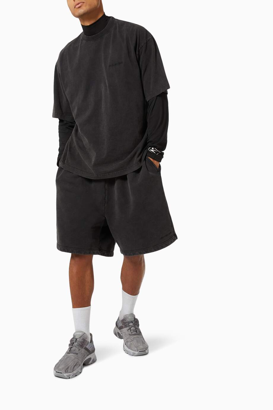 BALENCIAGANEW SEASON Logo Medium Fit T-shirt in Vintage Cotton Jersey