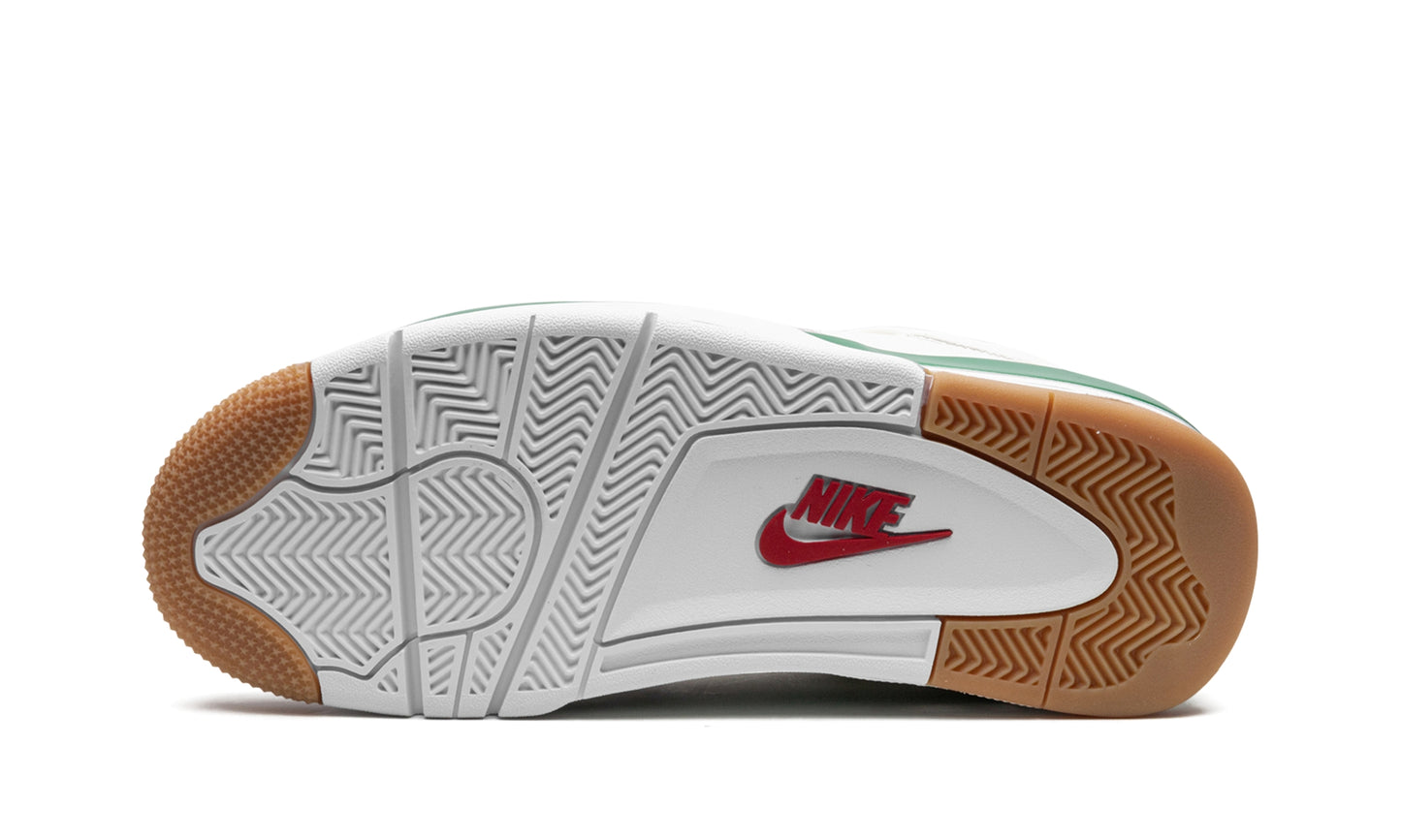 AIR JORDAN 4 SB "Pine Green"