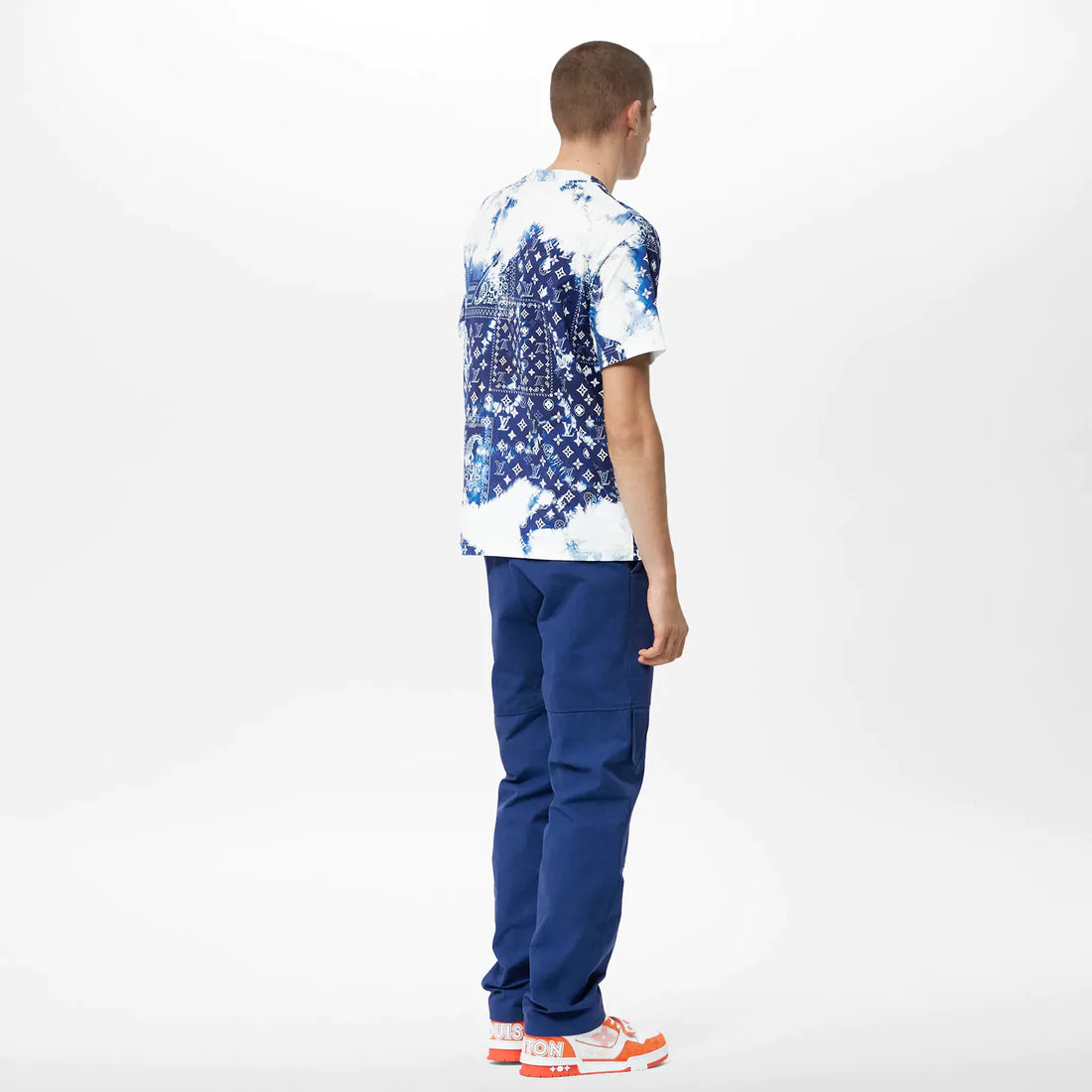 LOUIS VUITTON MONOGRAM BANDANA PRINTED T-SHIRT