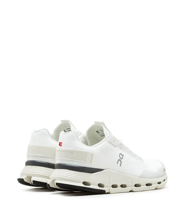 On Running  Cloudnova running sneaker