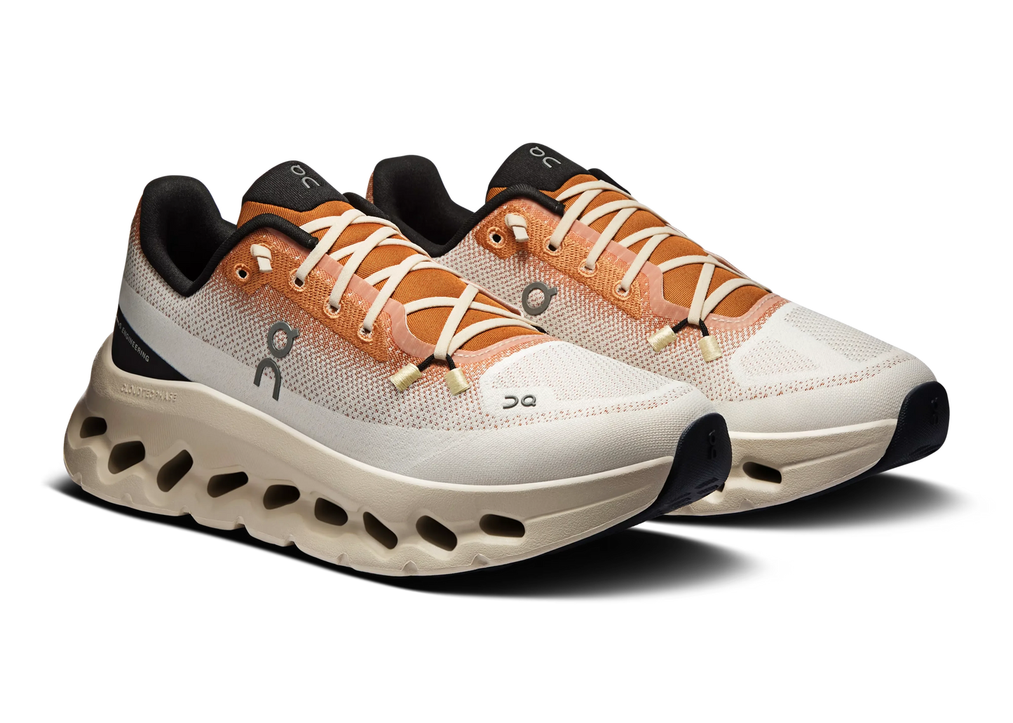 On Cloudtilt "Ivory / Almond"