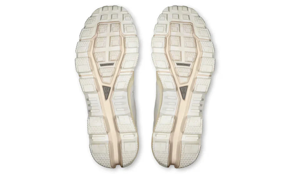 On Cloudventure Loewe 2 'Eggshell'