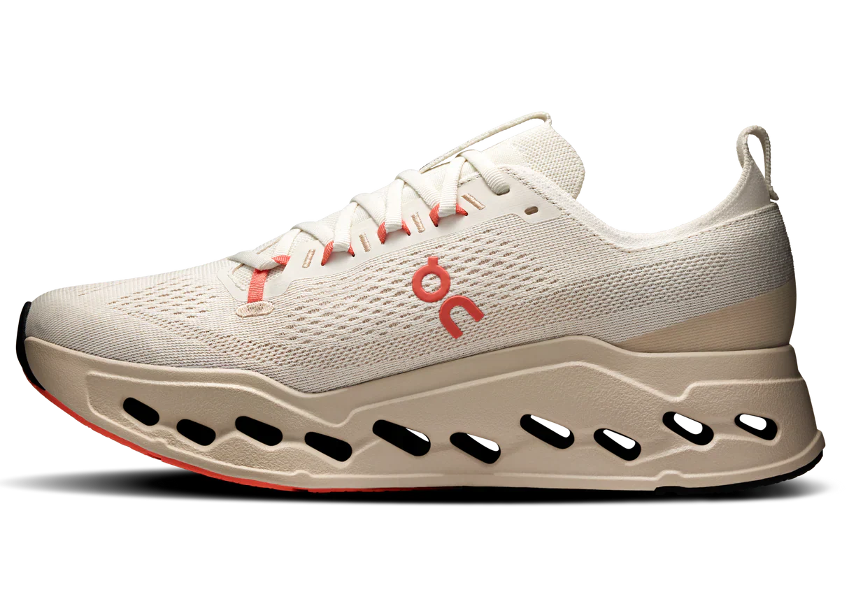 On Cloudsurfer Max 'Ivory / Salmon'