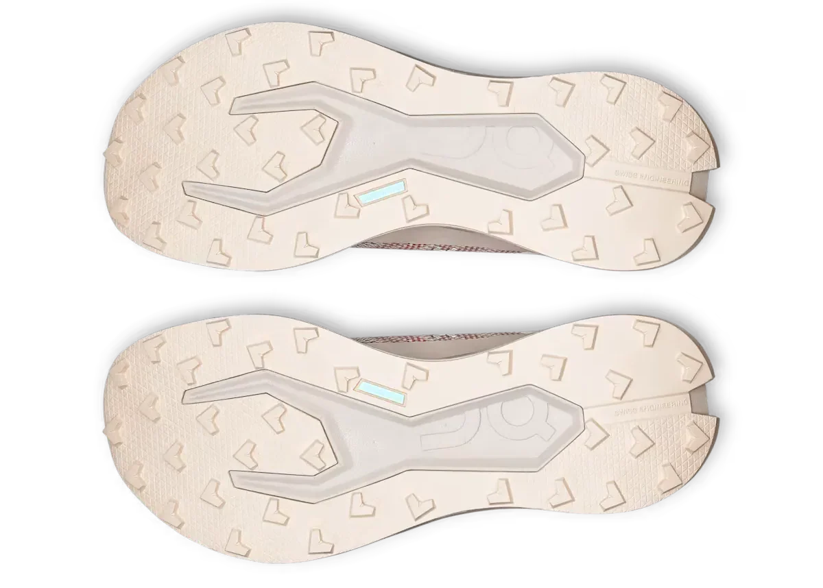 On Cloudultra 3 "Ivory / Pearl"