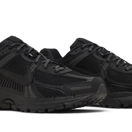 Nike Air Zoom Vomero 5 'Triple Black'