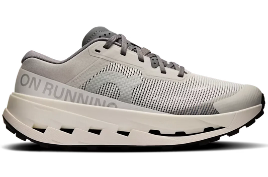 On Cloudultra 3 "Rock / White"