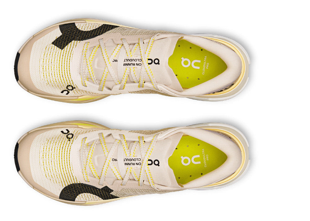 On Cloudultra Pro "pearl / lychee"