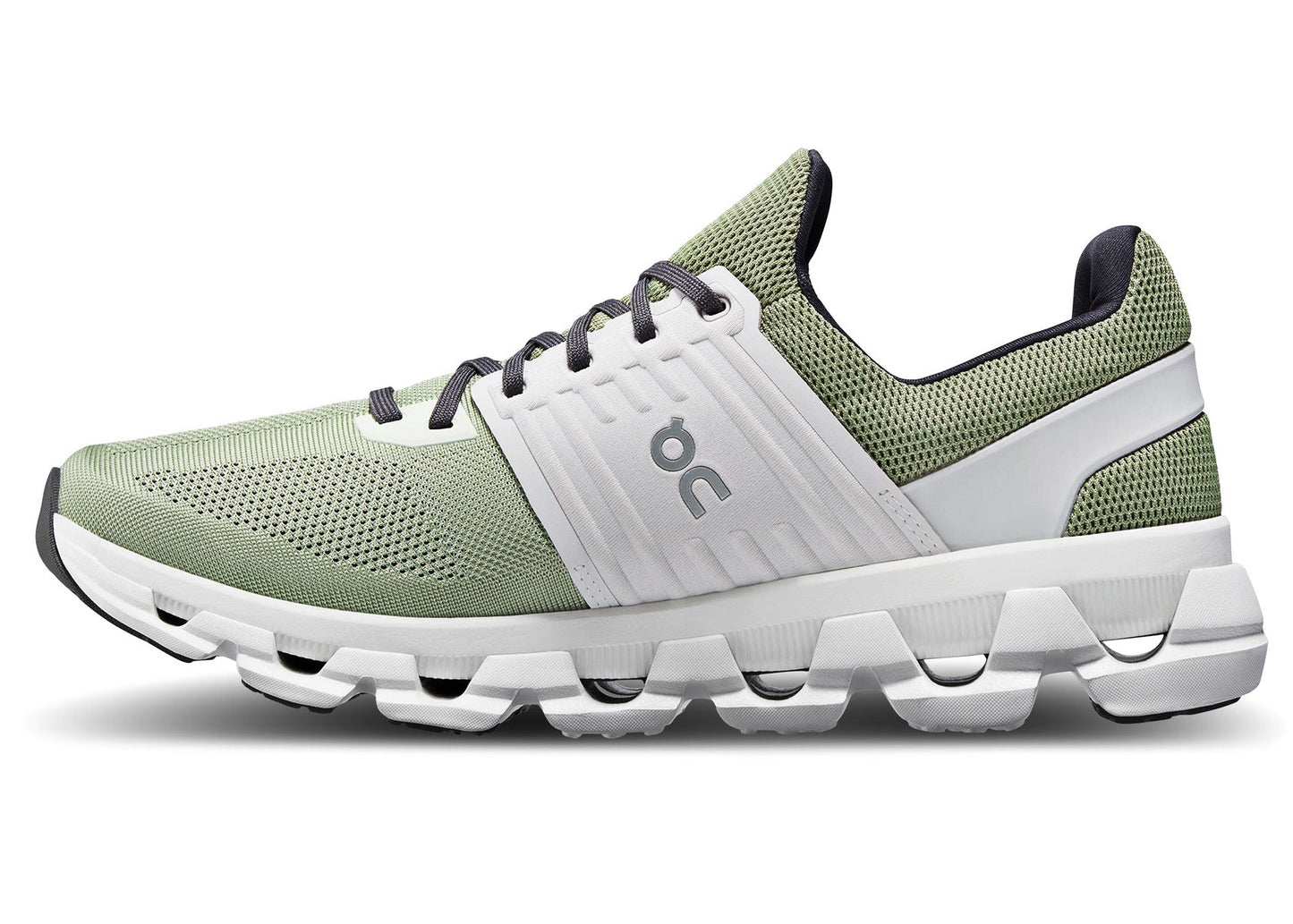 On  Cloudswift 3 AD 'Leaf Frost'