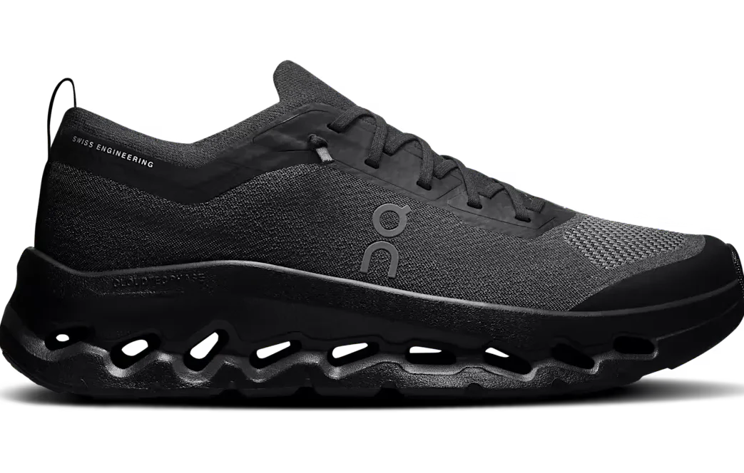 On Cloudtilt Moon "Black"