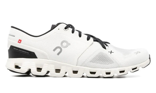 On Running Cloud X 3 'White / Black'
