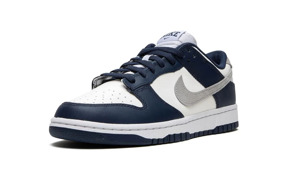 Dunk Low  "Navy / White / Grey"