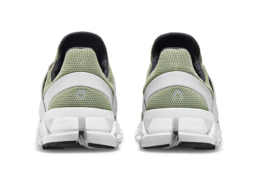 On  Cloudswift 3 AD 'Leaf Frost'