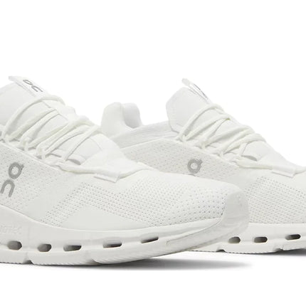 On Cloudnova 'Triple White'