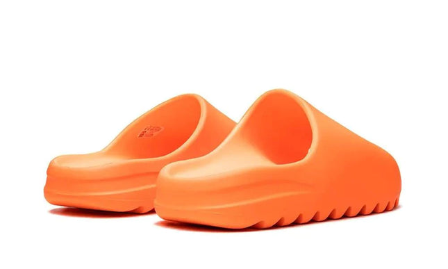 Yeezy Slide "Enflame Orange"