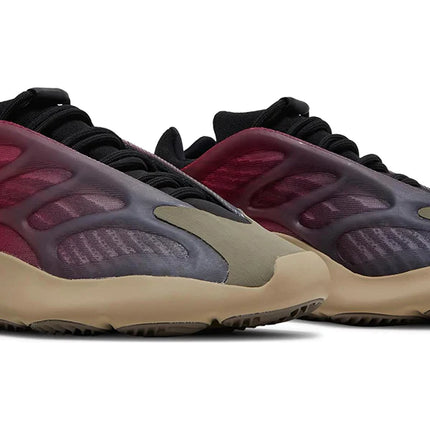 Adidas Yeezy 700 V3 'Fade Carbon'
